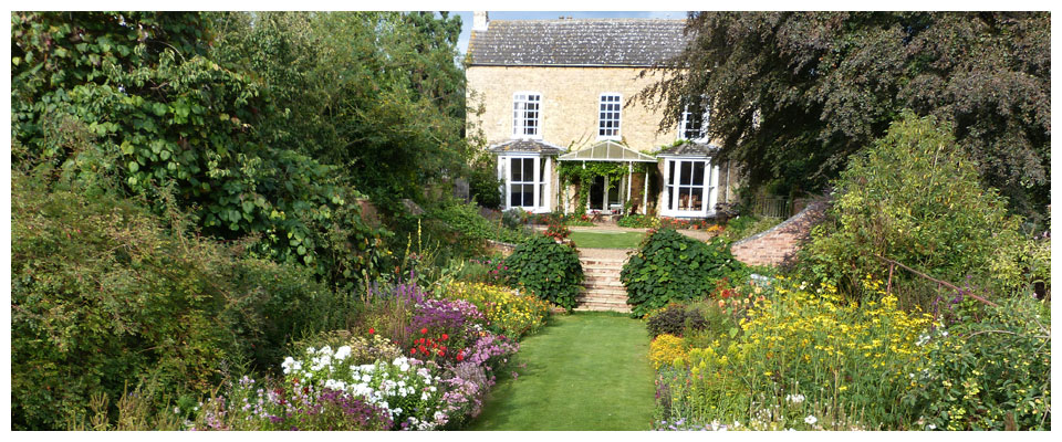 Hall Farm Garden, public gardens and holiday cottage, Gainsborough, Lincolnshire